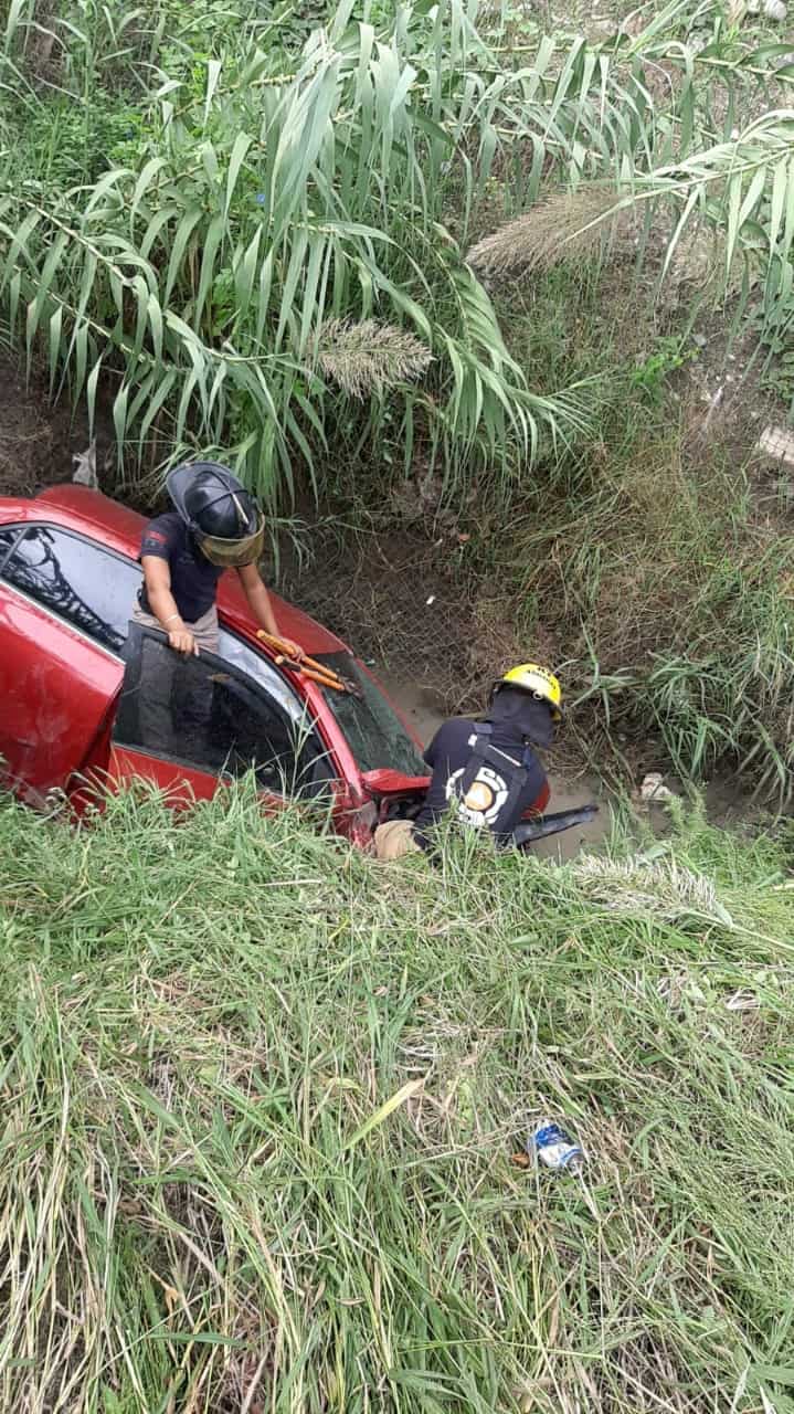 Deja Choque Frontal Tres Personas Lesionadas