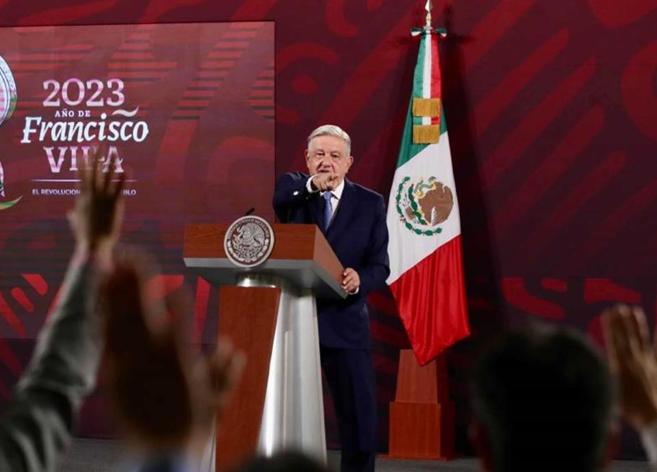 AMLO Critica Amparo De Ministros De La SCJN