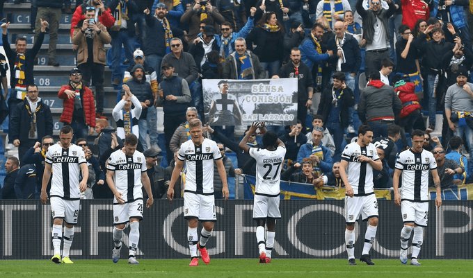 Juventus mete presión en liderato de Italia