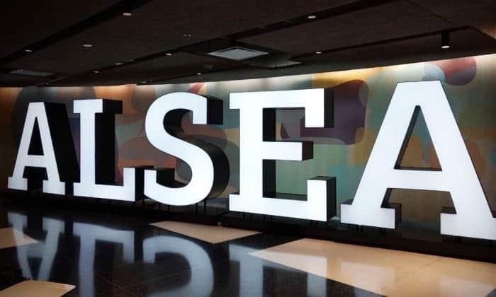 Alsea registra caída en la Bolsa ante reclamo del SAT
