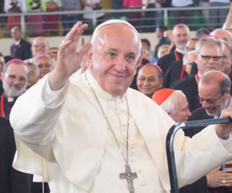 Exige a diplomáticos del Vaticano cumplir un año de misiones