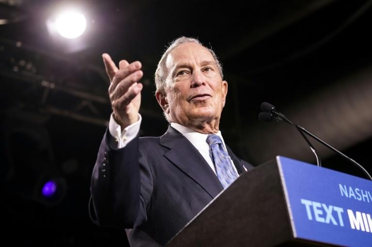 Bloomberg, debatirá como precandidato demócrata