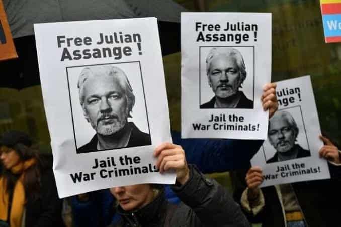 Assange advirtió a EUA la liberación de documentos sensibles