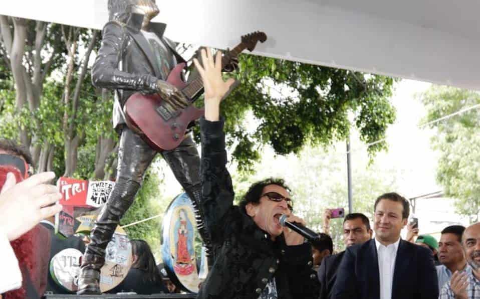 Alex Lora ya tiene monumento en la Ciudad de México