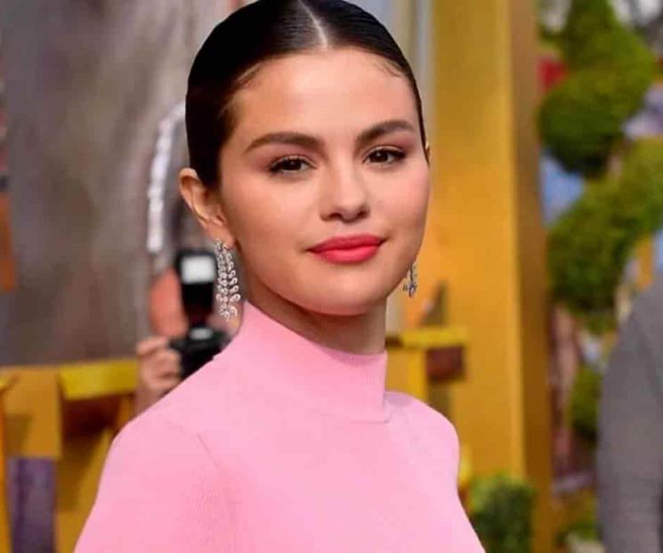 Busca Selena protagonistas para su nueva línea de maquillaje