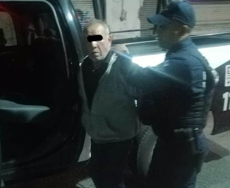 El ladrón de 62 años de edad fue detenido por la policía de Monterrey