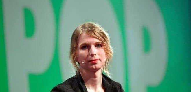 Juez ordena liberación de la exanalista Chelsea Manning