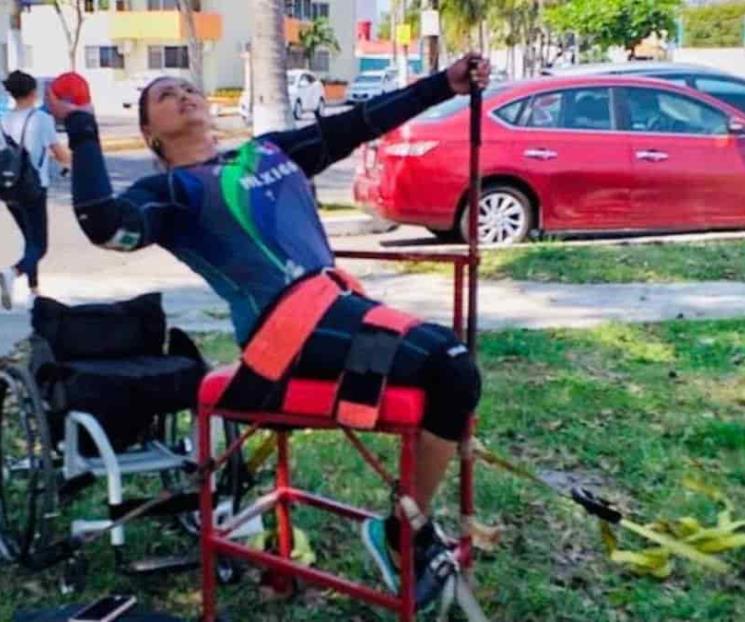 Campeona paralímpica entrena en la calle por Covid-19