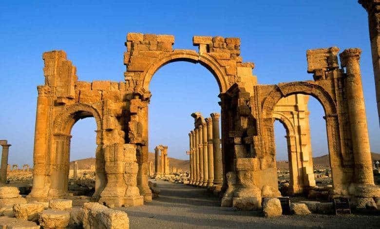 Posponen firma para restaurar Arco de Palmira