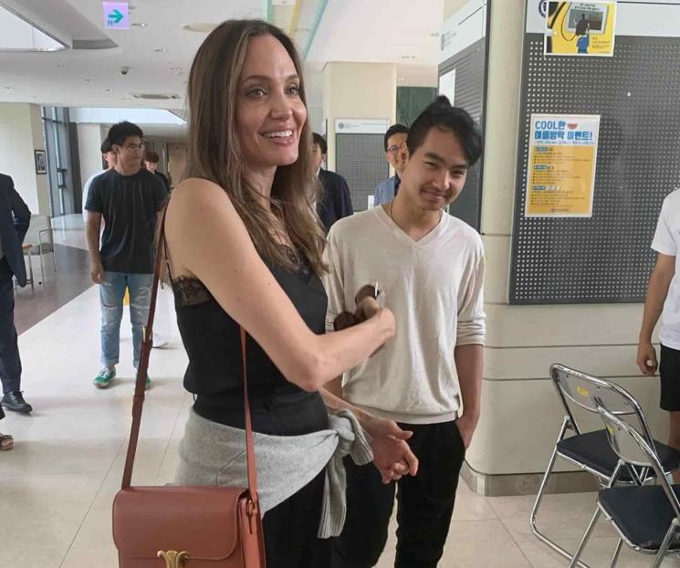 Angelina Jolie se reúne con su hijo mayor debido COVID-19