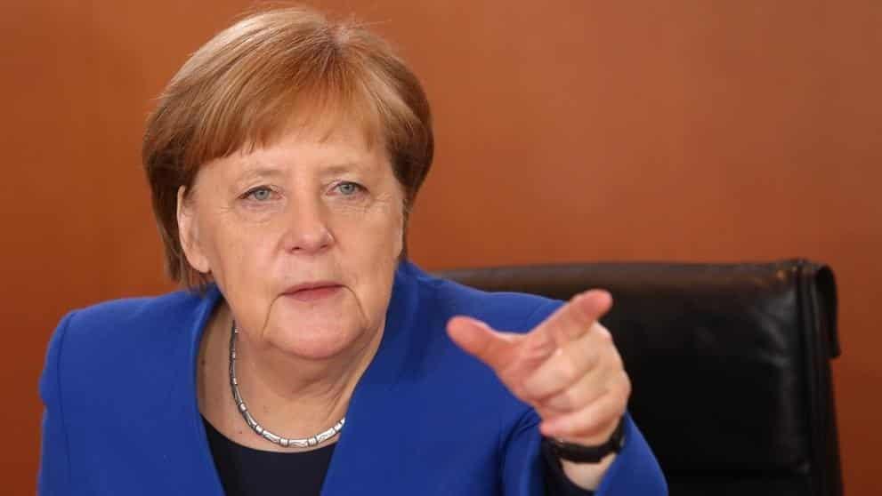 Una pandemia no conoce días festivos: Merkel