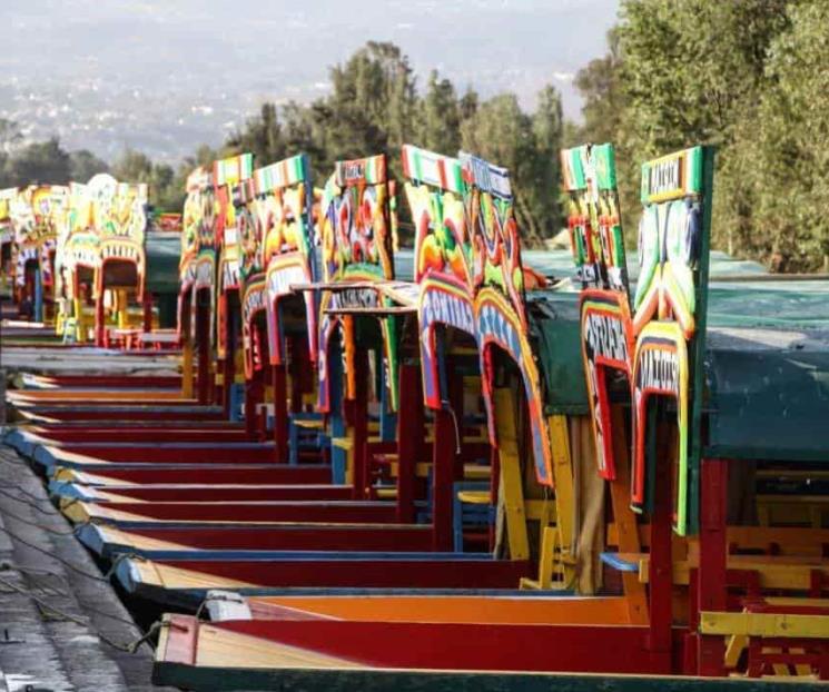 Cierran embarcaderos de Xochimilco ante COVID-19