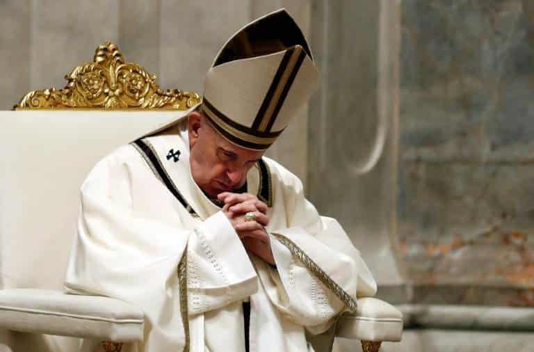 Papa Francisco pide por los más afectados en la pandemia