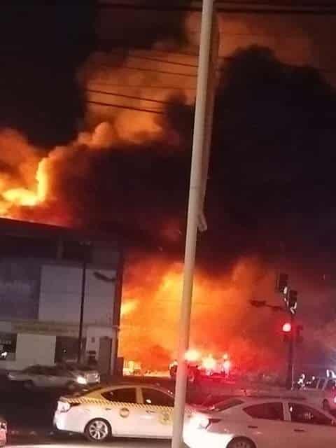 Deja incendio en fábrica a  cuatro trabajadores heridos