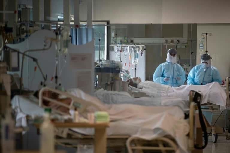 España reporta 410 muertes por coronavirus
