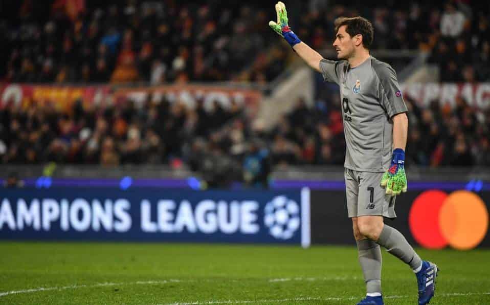 Iker Casillas decidirá  si vuelve a jugar  tras Covid-19