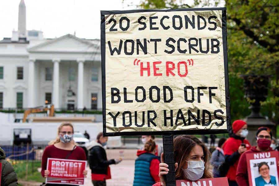 Enfermeras exigen fuera de Casa Blanca equipos de protección