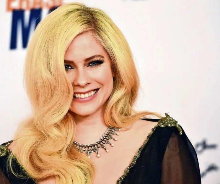 Avril Lavigne re-lanzará “Warrior”