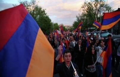 Pueblo armenio rememora genocidio