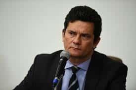 Bolsonaro cuestiona filtraciones de Moro