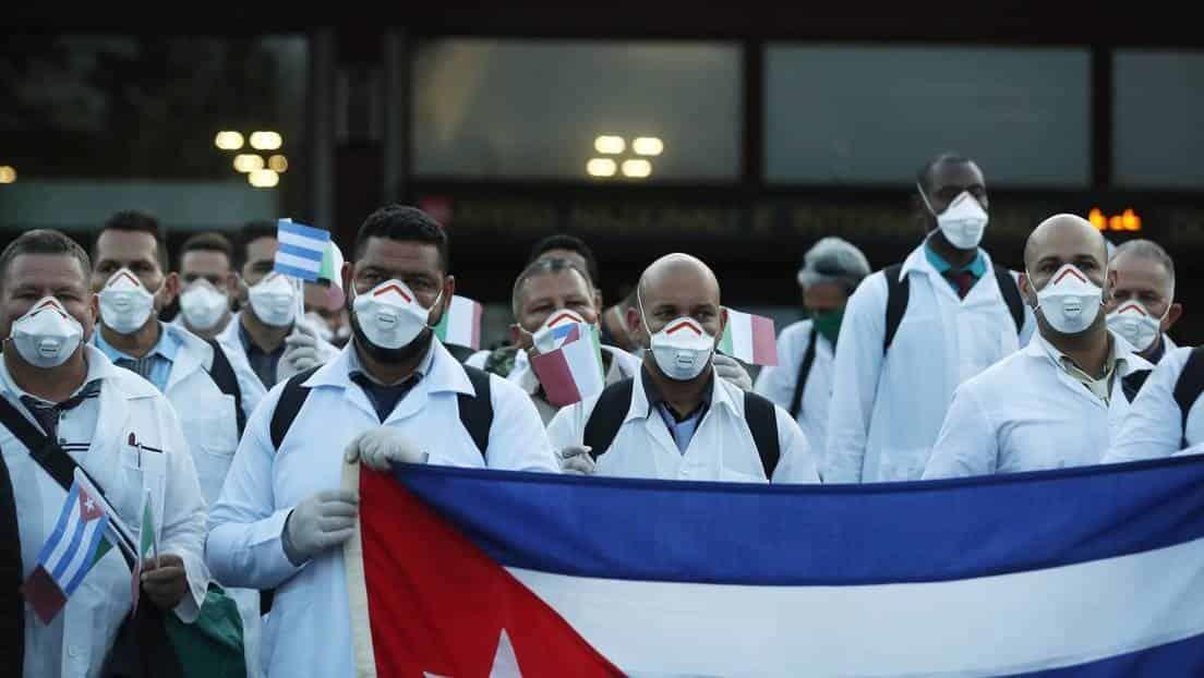 Cuba defiende sus brigadas médicas