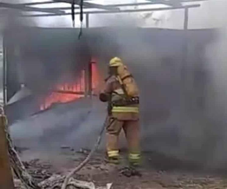 Se incendia domicilio en Apodaca