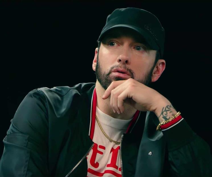 Eminem somete a intruso que se metió a su casa