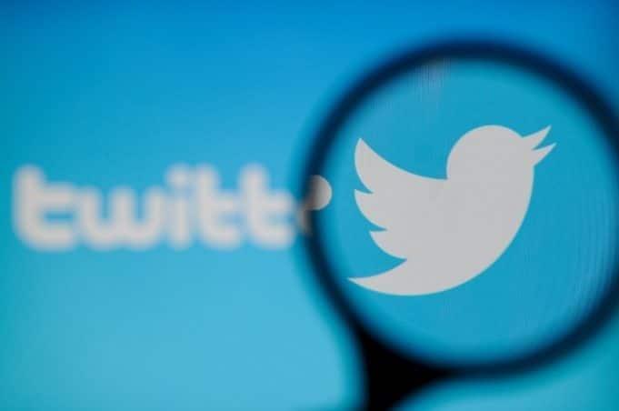 Recurre Twitter a la censura