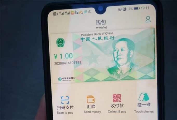 Lanza China moneda digital para batallar con el dólar