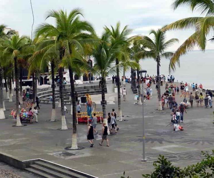 Puerto Vallarta recibió cruceros sin desembarco, aclara SCT