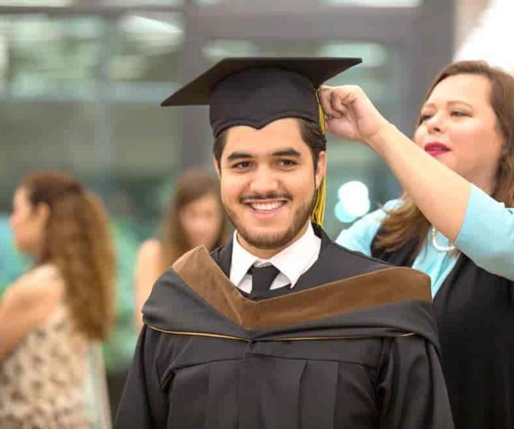 Anuncia la UDEM graduaciones virtuales