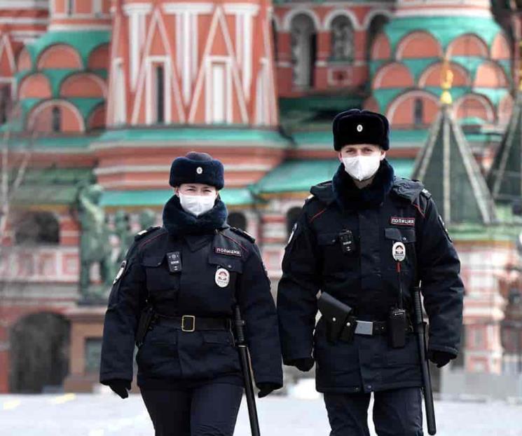 Rusia registra 317 mil 554 casos de COVID-19