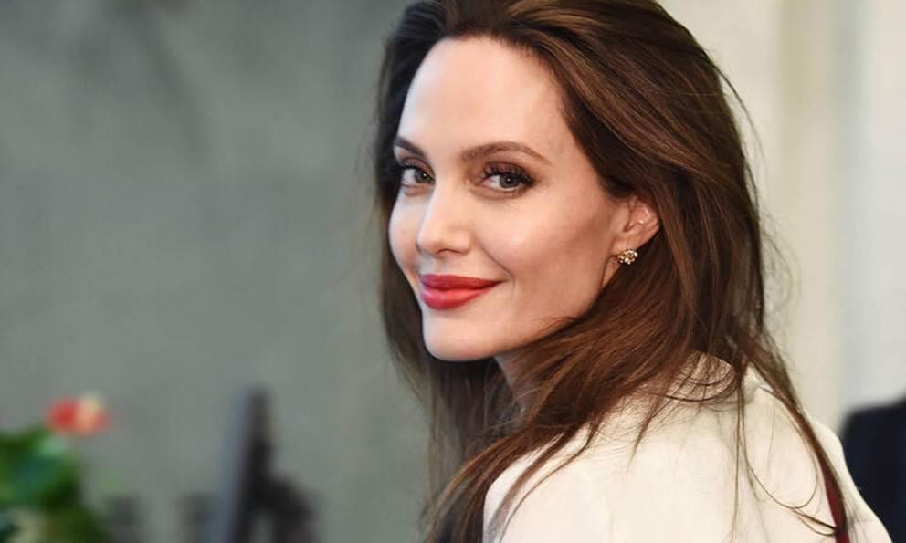 Angelina Jolie festeja 45 años de vida llena de éxitos