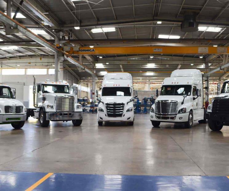 Daimler Trucks reanuda producción en México