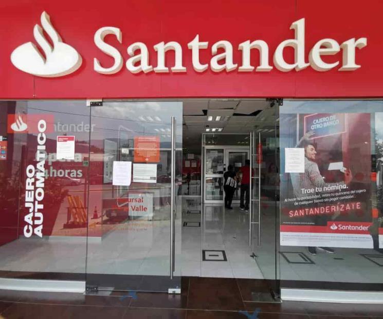 Reacomodo en grupos financieros: Santander sube; Banorte cae
