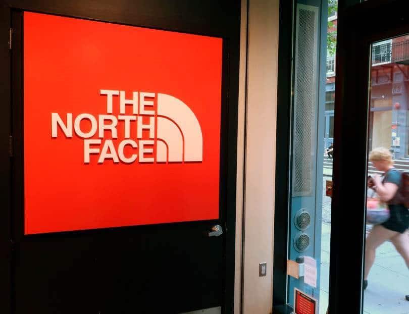 The North Face retira su publicidad de Facebook