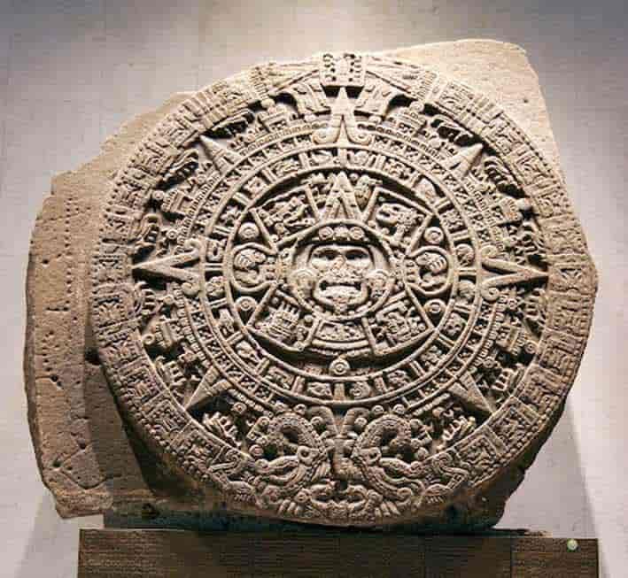 Venden primer registro del Calendario Azteca