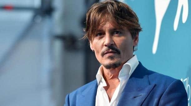 Buscan desechar demanda de Johnny Depp
