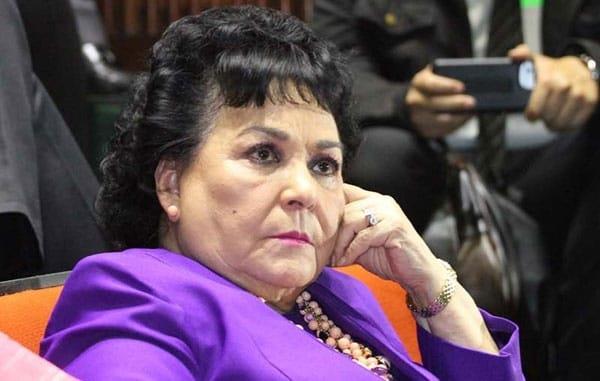Carmen Salinas explota contra los que no creen en el Covid