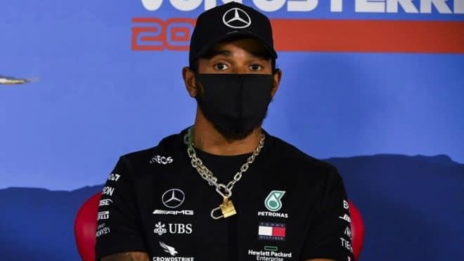 Millonaria renovación de Hamilton con Mercedes