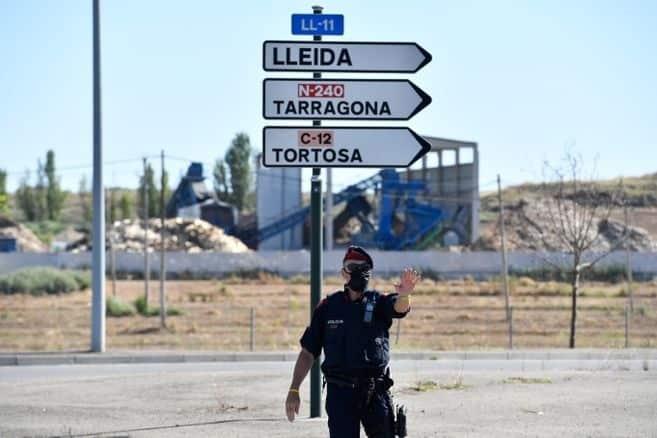 Ordenan nuevos confinamientos en España tras rebrotes