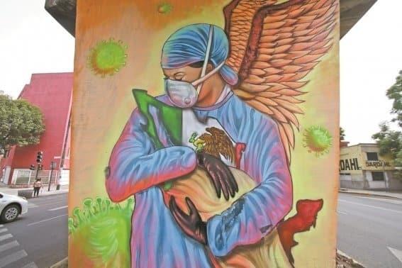 En honor al sector salud, pintan grafiti