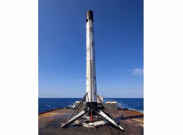 SpaceX suspende lanzamiento de minisatélites