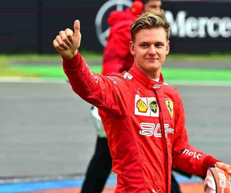 Hijo de Michael Schumacher sufre insólito incidente en la F2