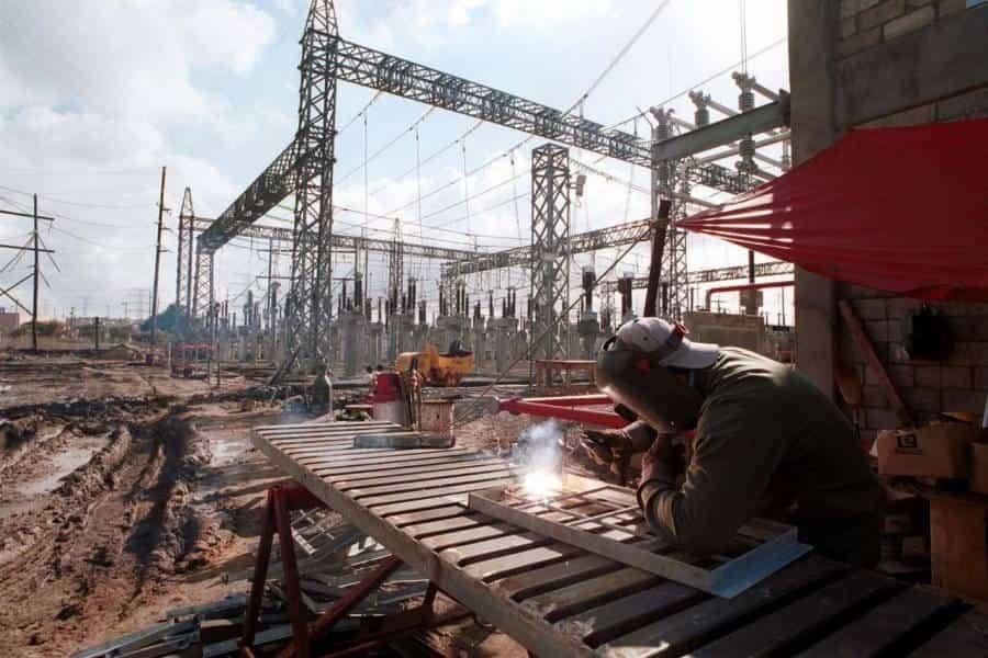 CFE cancela construcción de 3 plantas eléctricas ante Covid