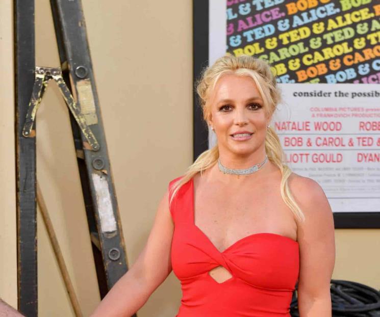 Surge teoría que Britney está mandando mensajes de auxilio