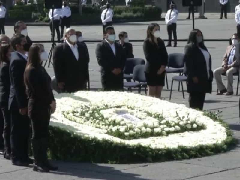 Rinden homenaje a muertos por Covid-19 en Toluca
