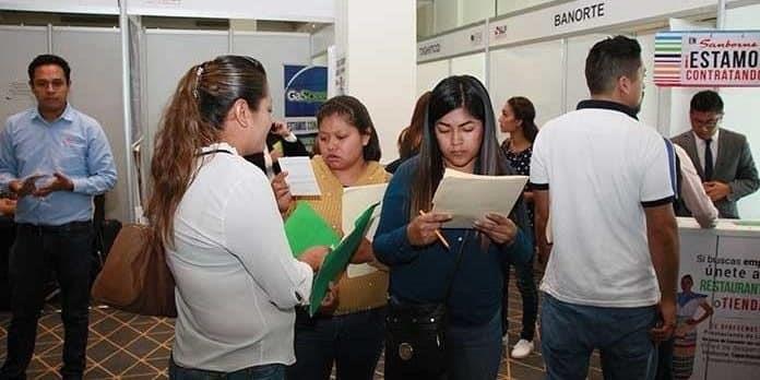 Suman 15.7 millones de personas sin empleo en México