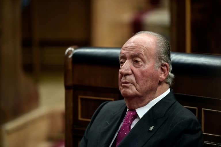 Escándalos del rey Juan Carlos pegan a monarquía