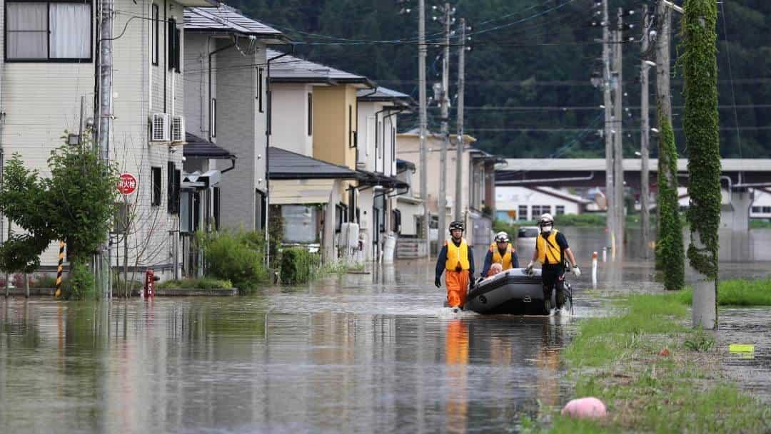Causan lluvias inundaciones y deslaves en  Japón